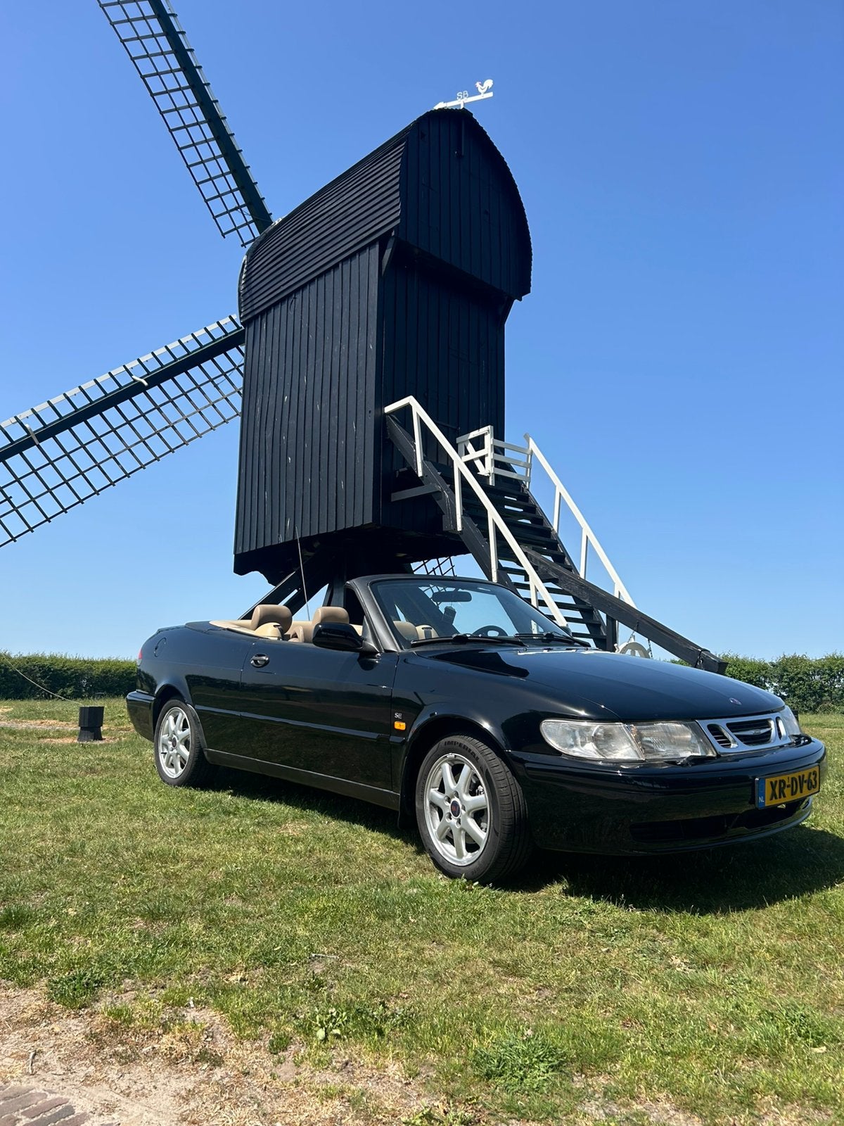 Saab 9-3 2.0 T Cabrio AUT 1999 Zwart, Auto's, Saab, 4 cilinders, Cabriolet, 4 stoelen, Zwart