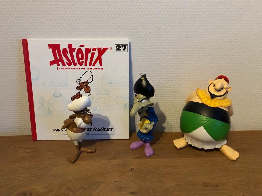 Astérix La Grande Galerie Des Personnages 2012 drie beeldjes, Verzamelen, Ophalen of Verzenden, Asterix en Obelix, Zo goed als nieuw