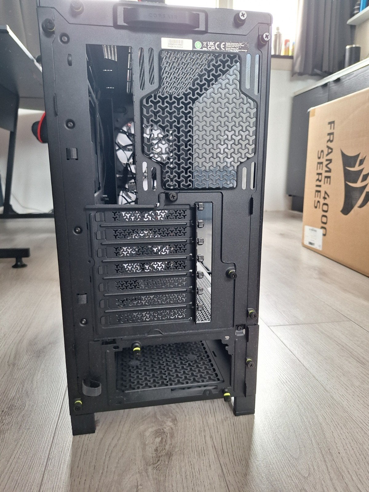 Corsair FRAME 4000D RS ARGB MET FANS, Ophalen, Corsair