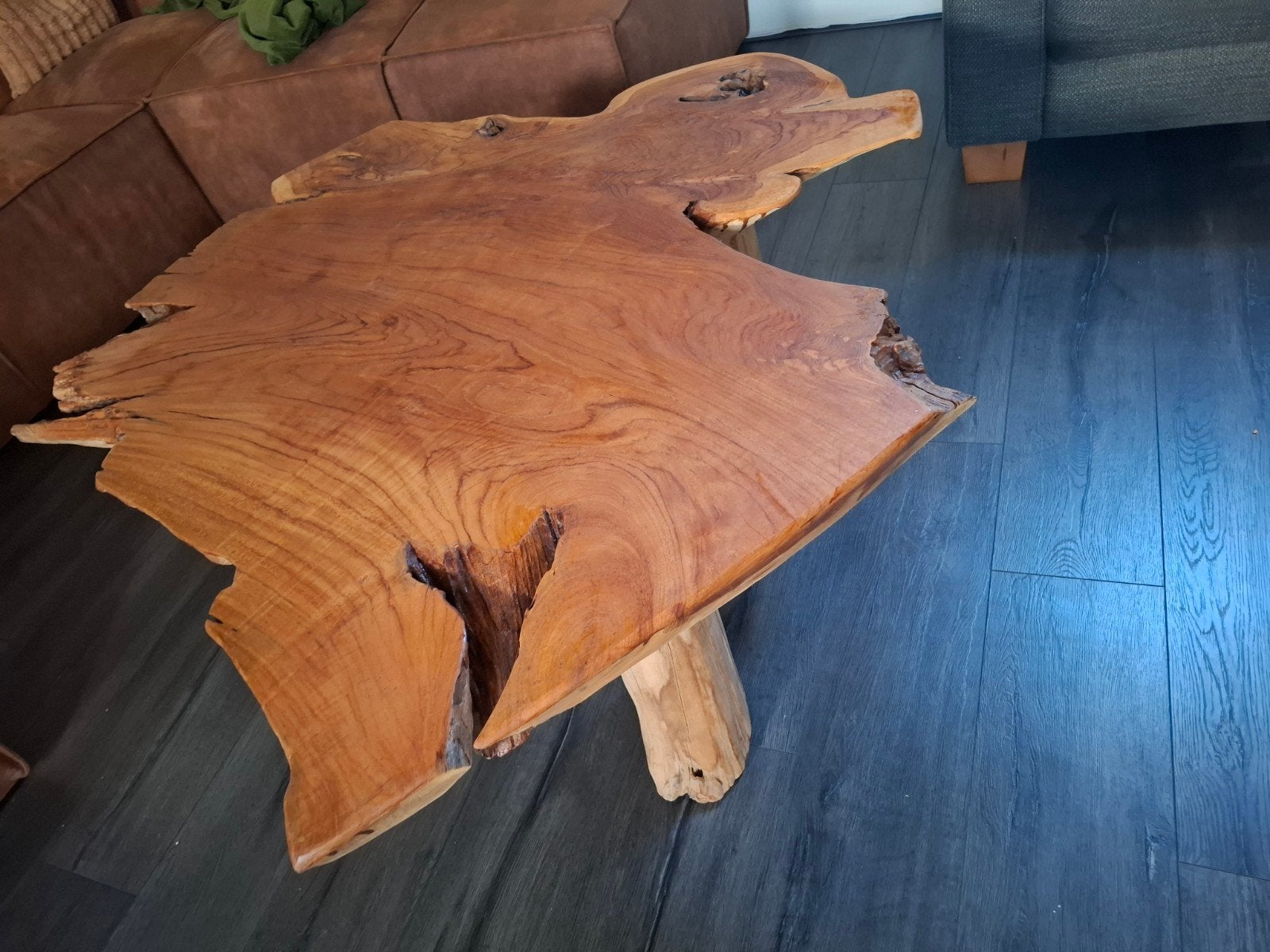 Unieke salontafel van massief hout, ca. 80x90 cm, Ophalen, 50 – 75, Gebruikt, 50 tot 100 cm
