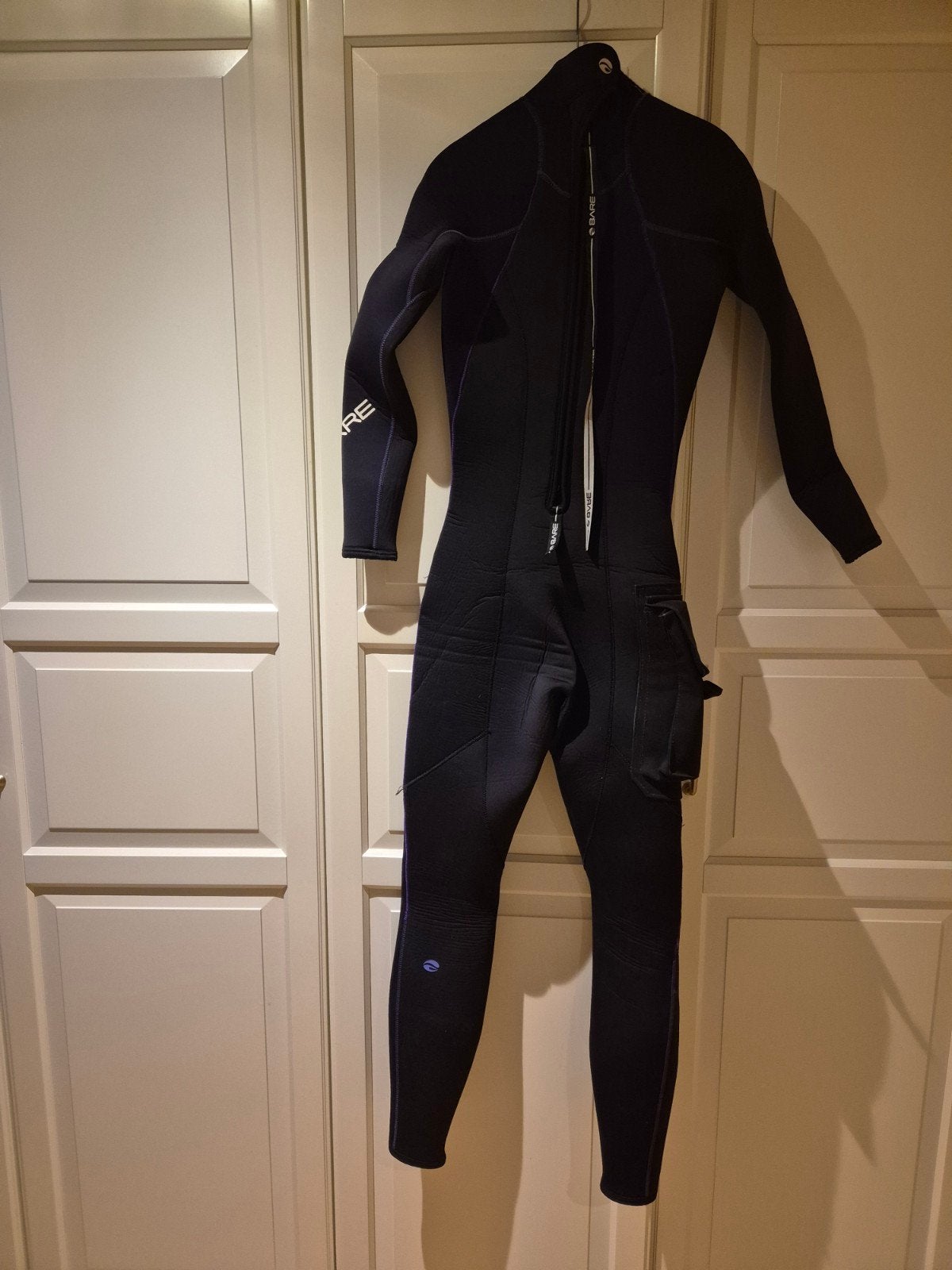 Bare Nixie 7mm wetsuit dames. Maat 6T6L., Ophalen, Duikpak
