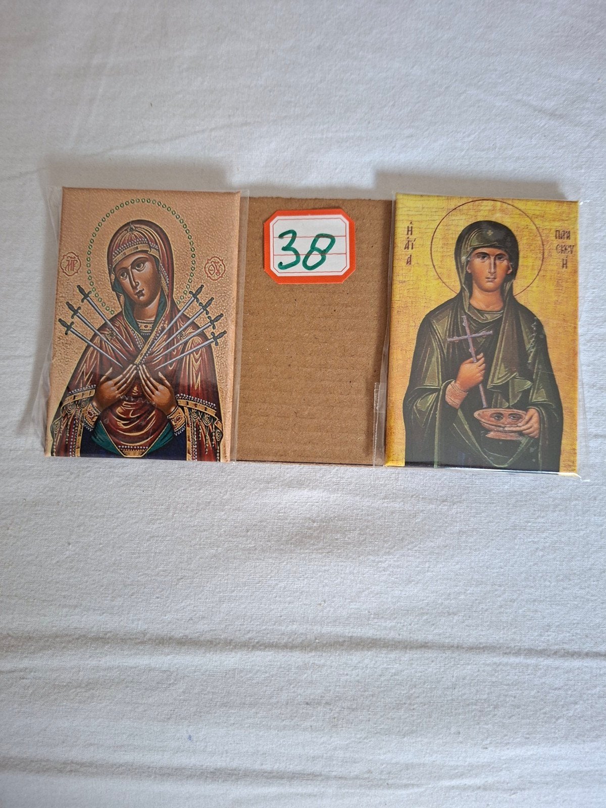 Set van 2 religieuze iconen - Maria en heilige, Antiek en Kunst, Antiek | Religie, Ophalen of Verzenden