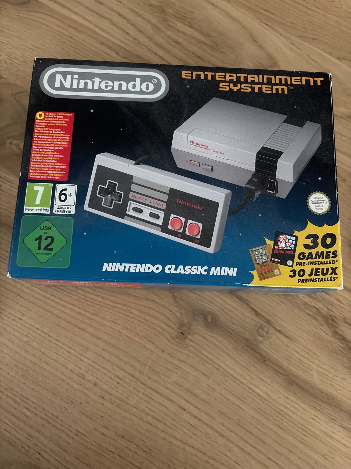 Nintendo Classic Mini: NES met 30 voorgeïnstalleerde games, Spelcomputers en Games, Spelcomputers | Nintendo NES, Ophalen, Zo goed als nieuw