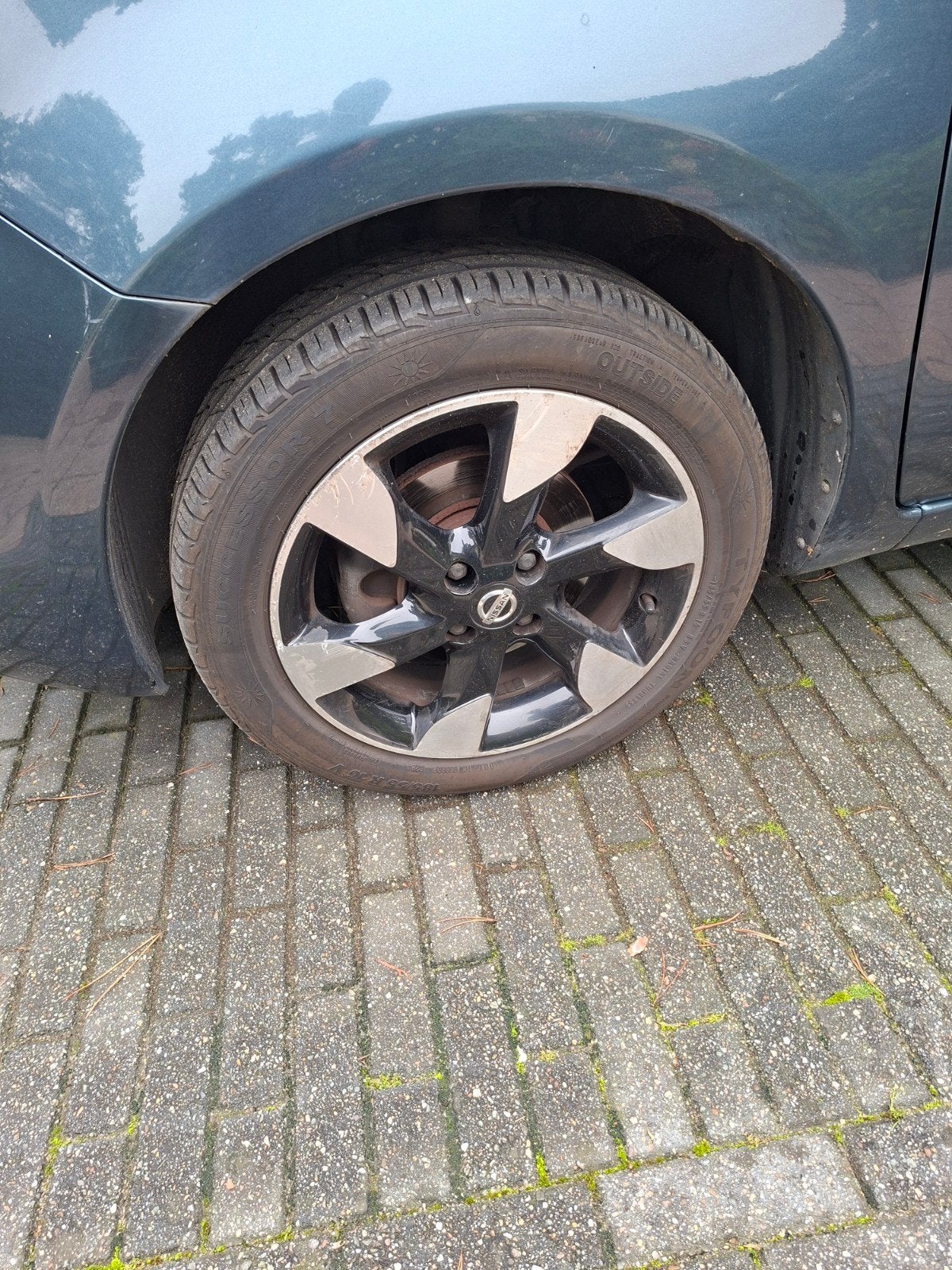 Foto 9 van nissan note 1.4 groen perfect onderhouden.