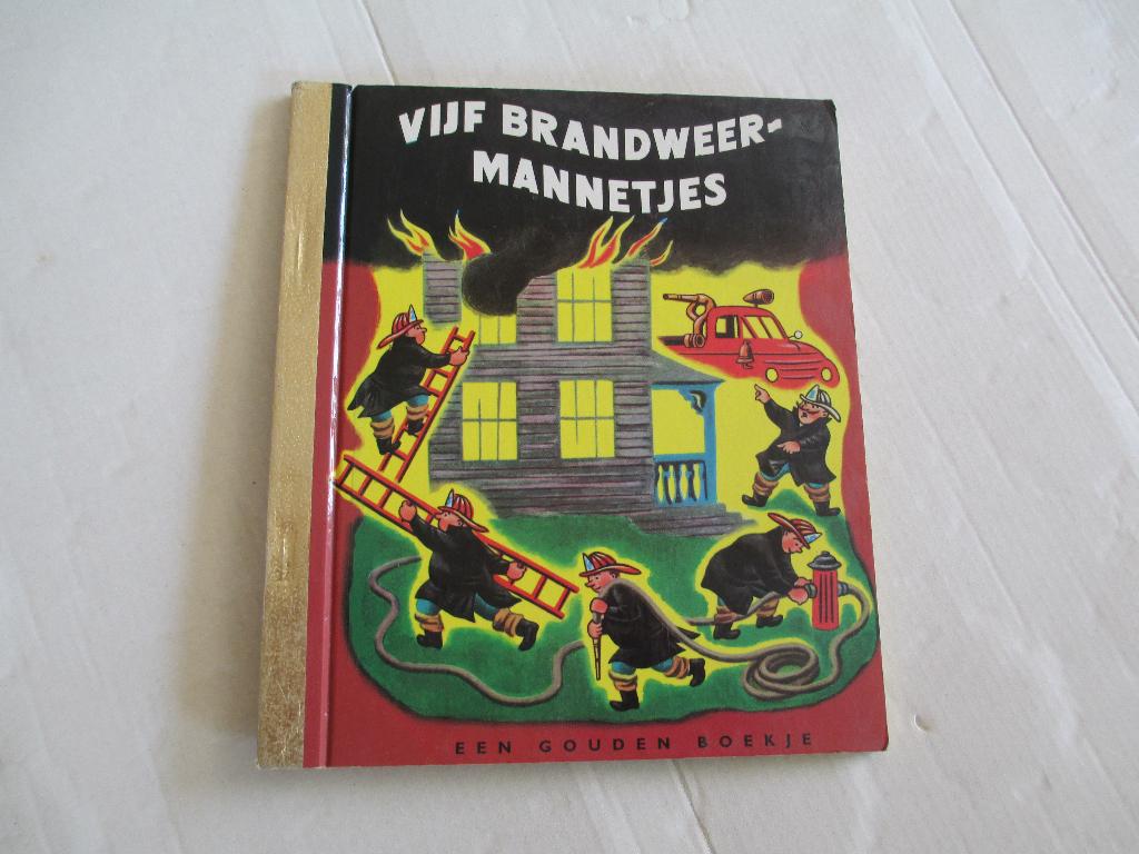 een gouden boekje: vijf brandweermannetjes, Ophalen of Verzenden, Gelezen, Fictie algemeen