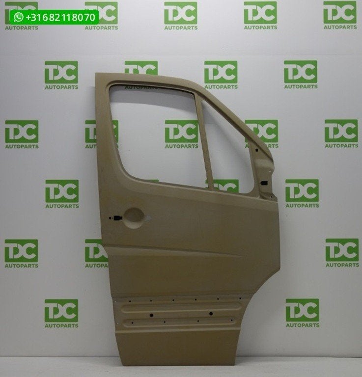Mercedes Sprinter W906 ('06-'18) Voorportier rechts kaal, Auto-onderdelen, Gebruikt, Deur, Mercedes-Benz, Ophalen of Verzenden