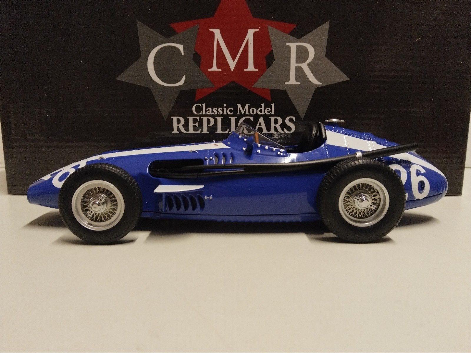 Maserati 250 F1 blauw 1957 GP Italia CMR Replicars 1:18 KRD, Ophalen of Verzenden, Zo goed als nieuw, Auto, Overige merken