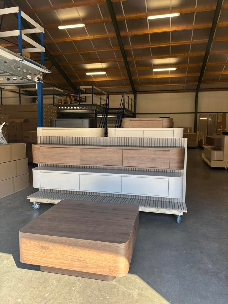 Japandi Meubels 180 = €275,- & 240cm = €350,- OP=OP, Huis en Inrichting, Kasten | Televisiemeubels, Ophalen, Japandi, 150 tot 200 cm
