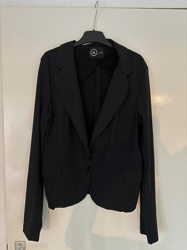 Zgan zwarte travelstof blazer Jane Lushka mt l, Ophalen of Verzenden, Zo goed als nieuw, Zwart