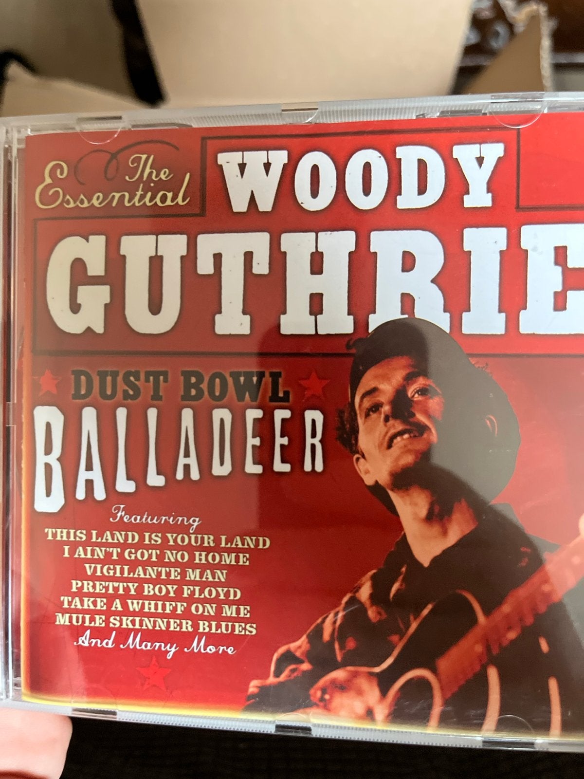 The Essential Woody Guthrie - Dust Bowl Balladeer CD, Ophalen of Verzenden, Gebruikt, Album, Inclusief doosje