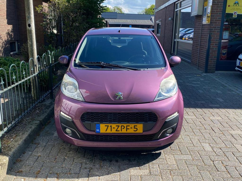 Peugeot 107 1.0 Active (bj 2013), Stof, Gebruikt, Zwart, Overige kleuren