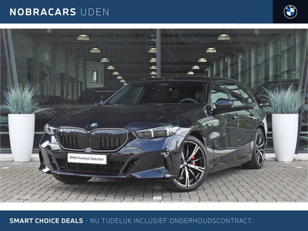 BMW 5 Serie Touring 530e M Sport Automaat / Panoramadak / Tr
