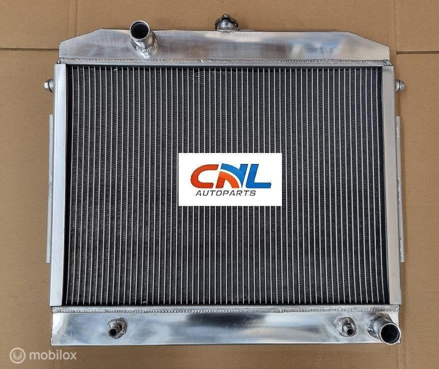 Radiateur OE# 1145011301 Mercedes-Benz W114 250C 280 280C AT, Nieuw, Ophalen of Verzenden