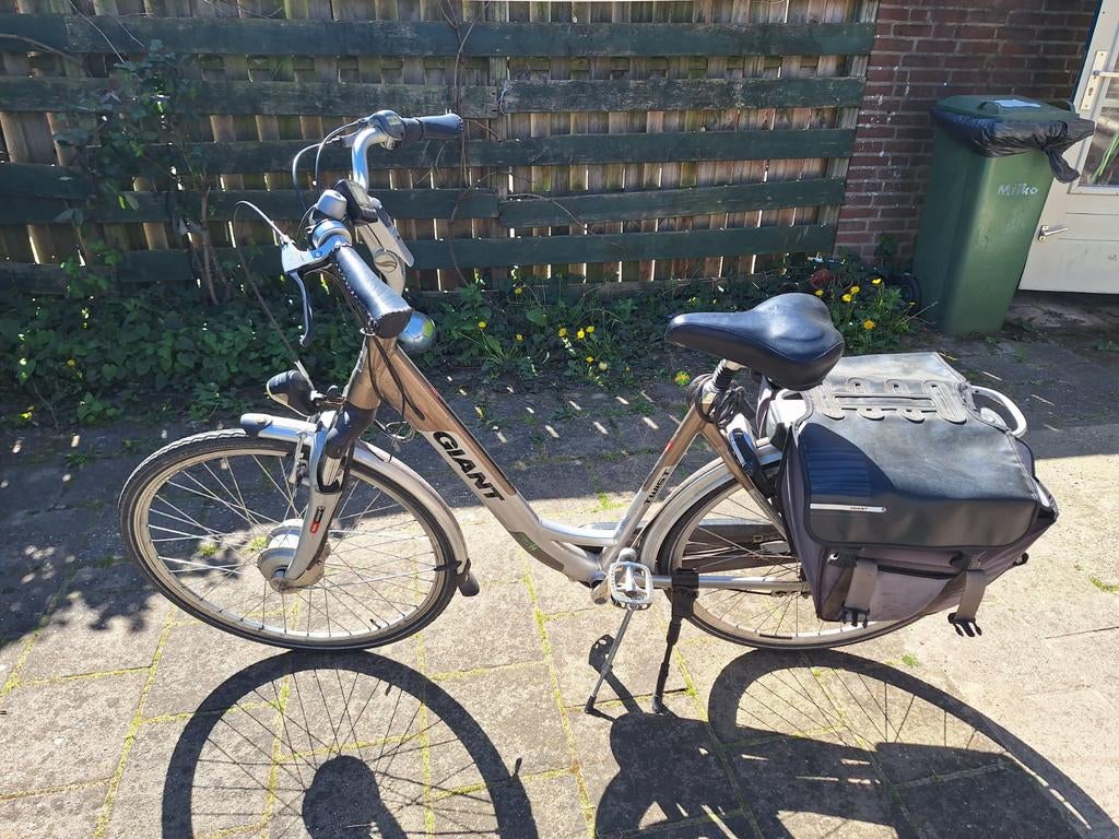 Giant twist, Fietsen en Brommers, Elektrische fietsen, Ophalen of Verzenden, Gebruikt, Minder dan 30 km per accu, Overige merken