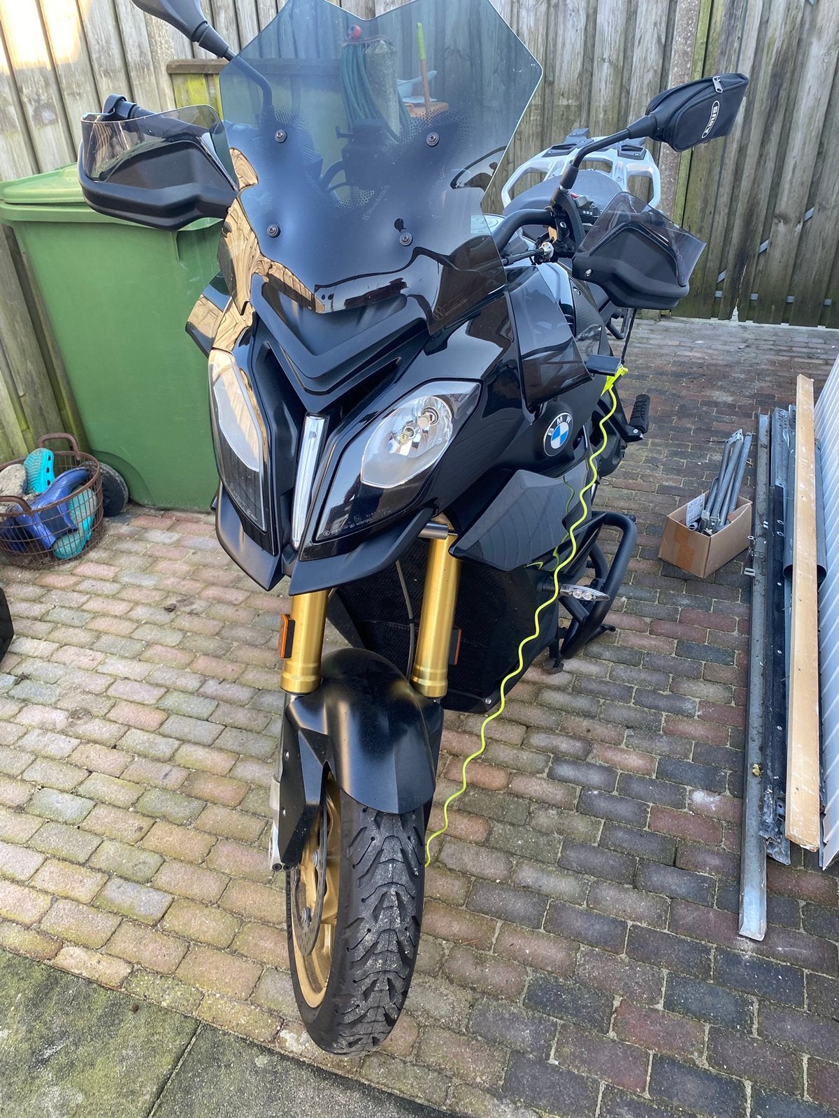 S1000xr, Motoren, 4 cilinders, Handvatverwarming, Gebruikt, Particulier