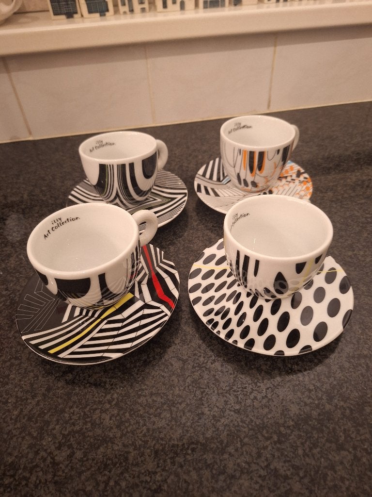 Illy art collection 2010 Tobias Rehberger ESPRESSO, Ophalen of Verzenden, Zo goed als nieuw, Overige stijlen, Illy