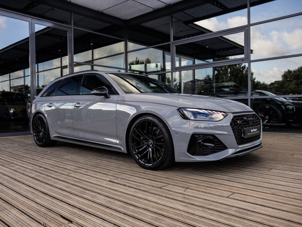 Audi RS4 Avant 2.9 TFSI RS 4 quattro competition plus kuipst, 12 maanden, Gebruikt, Parkeerassistent, Vierwielaandrijving