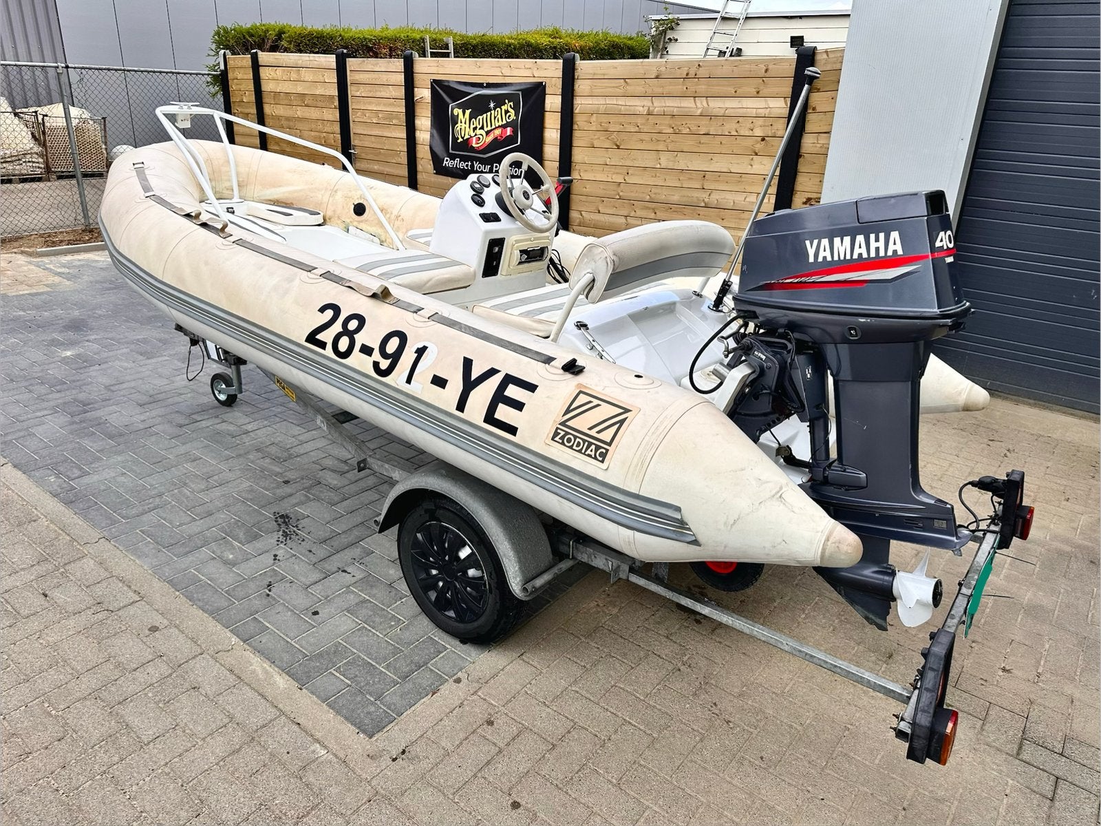 Zodiac yachtline deluxe 420 Yamaha 40 Pk Rubberboot Rib, Polyester/glasvezel, Yamaha, Ophalen of Verzenden, Zo goed als nieuw