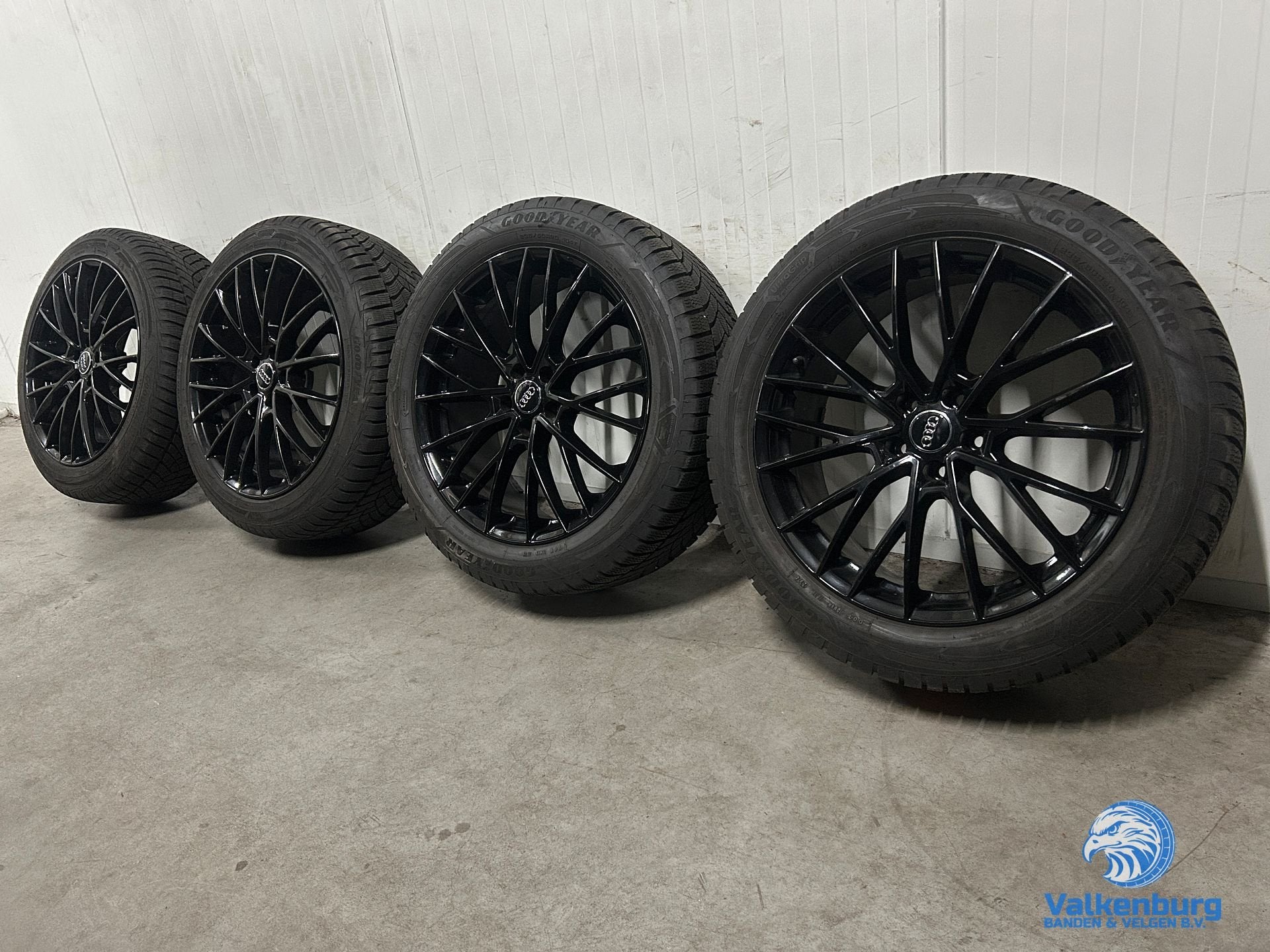 9mm! VW ID.4 ID.5 20 inch zwarte velgen 5x112 winterbanden 2, Auto-onderdelen, Gebruikt, -, -, Banden en Velgen