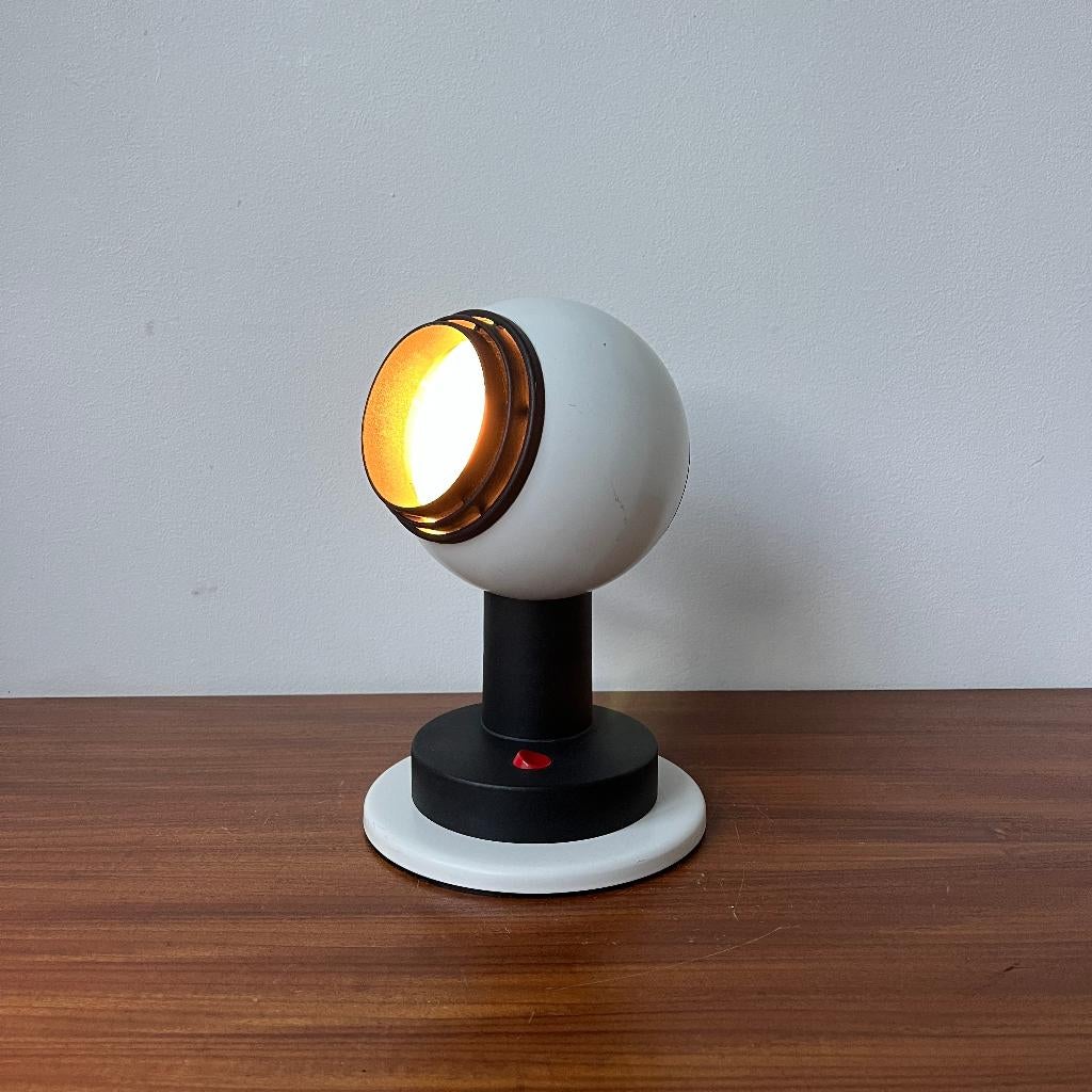 Jaren 70 vintage Neweba eyeball magnetische lamp, Eyeball, Gebruikt, Magnetic, Ophalen of Verzenden