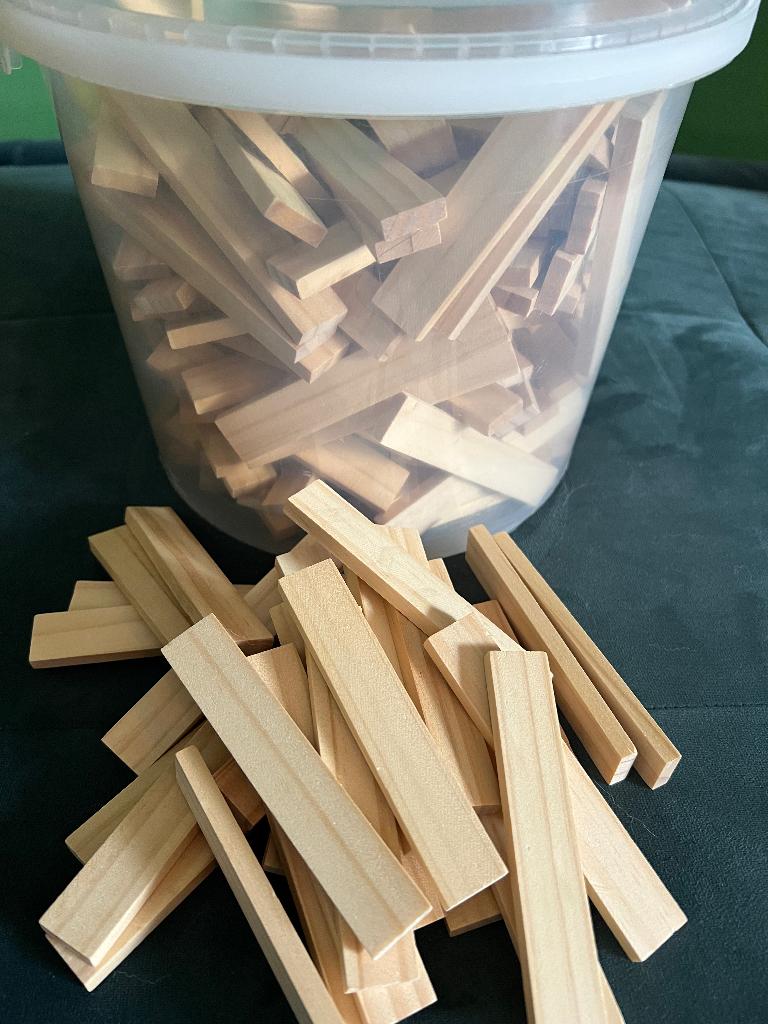 Houten latjes, Ophalen, Zo goed als nieuw, Overige typen