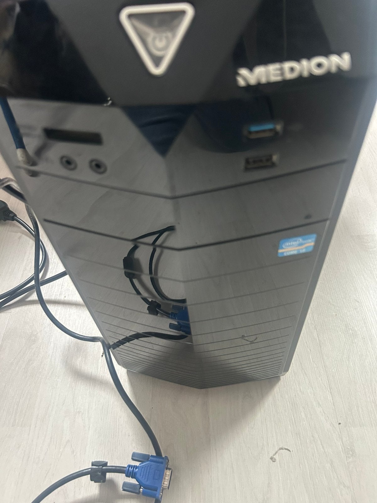Computer met scherm, Ophalen, Zo goed als nieuw, Onbekend