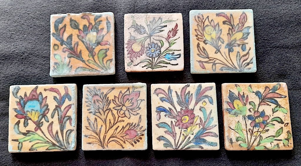 set van 7 antieke Turks-Perzische Qajar tegels met bloemen, Ophalen of Verzenden