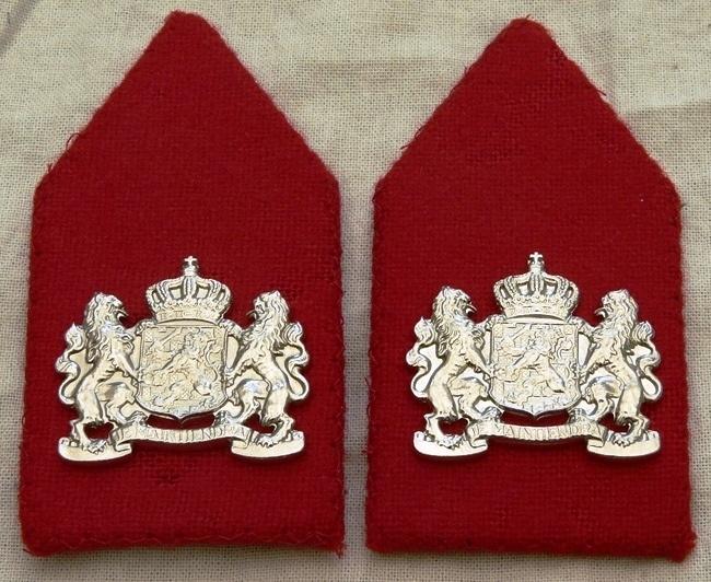 Kraagspiegels, Emblemen, DT2000, Korps Nationale Reserve.(6), Verzamelen, Militaria | Algemeen, Ophalen of Verzenden, Landmacht