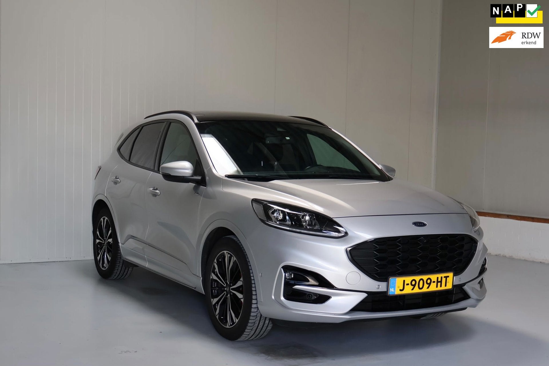 Ford Kuga 2.5 PHEV ST-Line X/Pano/Xenon/BTWauto/Stoelwerm/NL, Auto's, 14 kWh, Gebruikt, Euro 6, Leder en Stof
