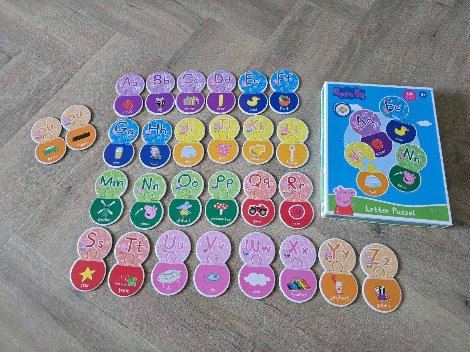 Educatief Spel van Peppa Pig letter Puzzel a - z letters, Ophalen of Verzenden, Zo goed als nieuw, Taal en Lezen