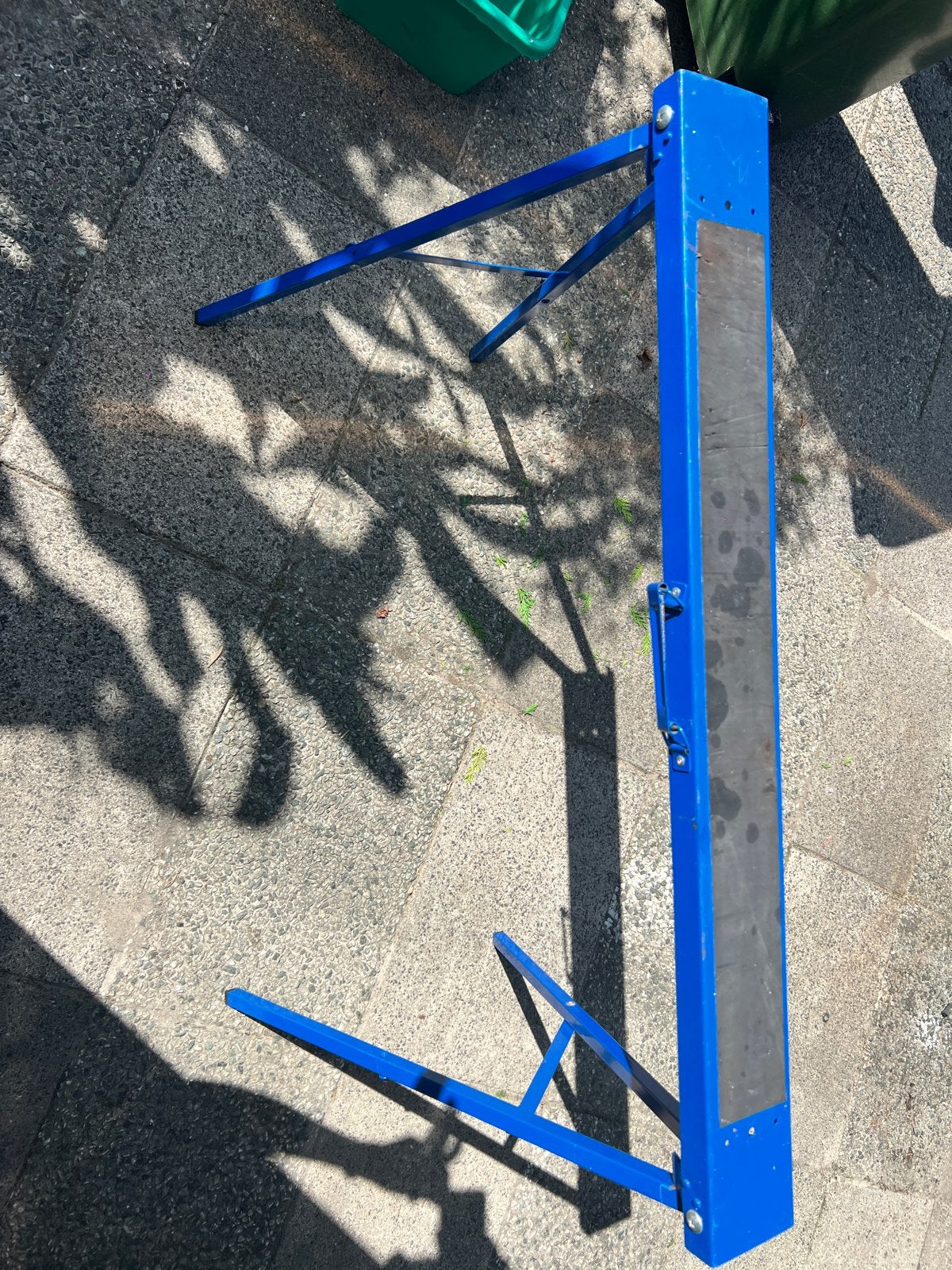 Gebruikte metalen schraag - Stevig en functioneel, Ophalen of Verzenden, Gebruikt, Overige typen