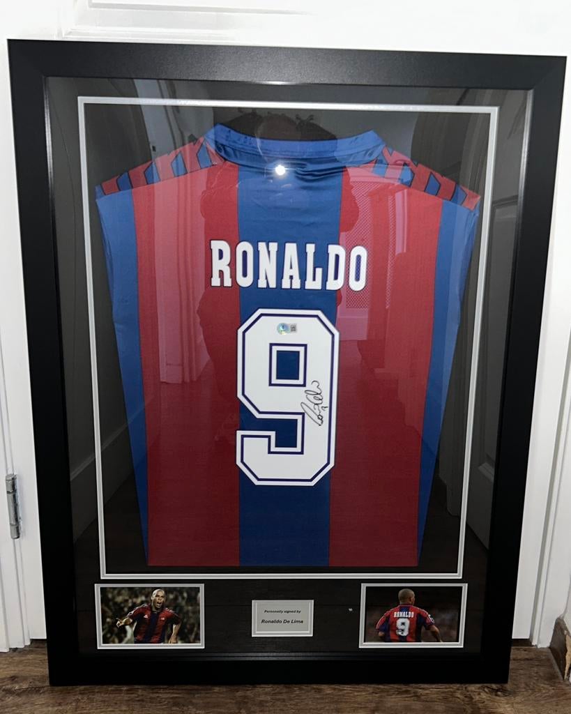 Gesigneerd Ronaldo R9 Barcelona Beckett, Ophalen of Verzenden, Zo goed als nieuw, Buitenlandse clubs, Shirt