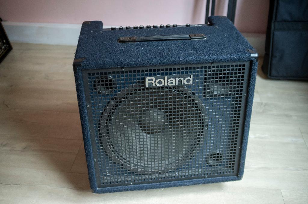 Roland KC-600, Muziek en Instrumenten, Ophalen, Zo goed als nieuw, Overige aantallen, Roland