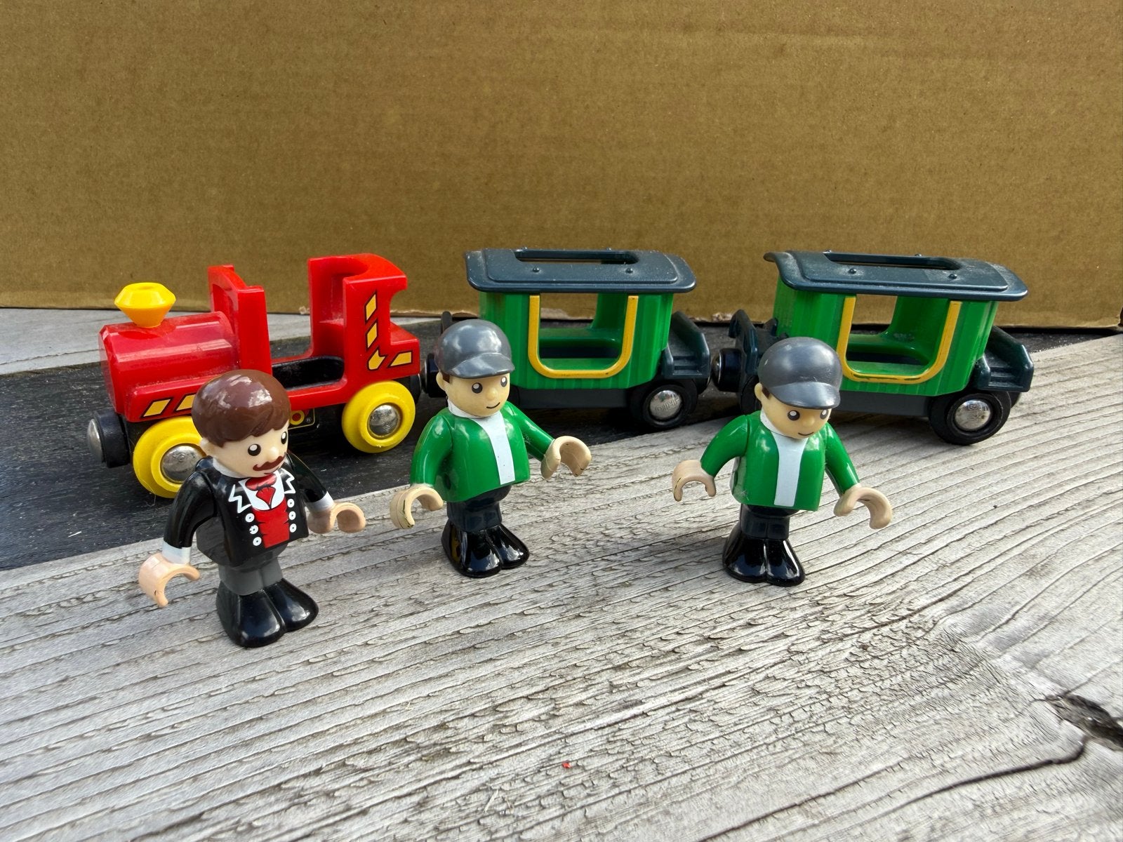 Brio Trein met Wagons en Poppetjes - Speelgoedset, Ophalen of Verzenden, Gebruikt