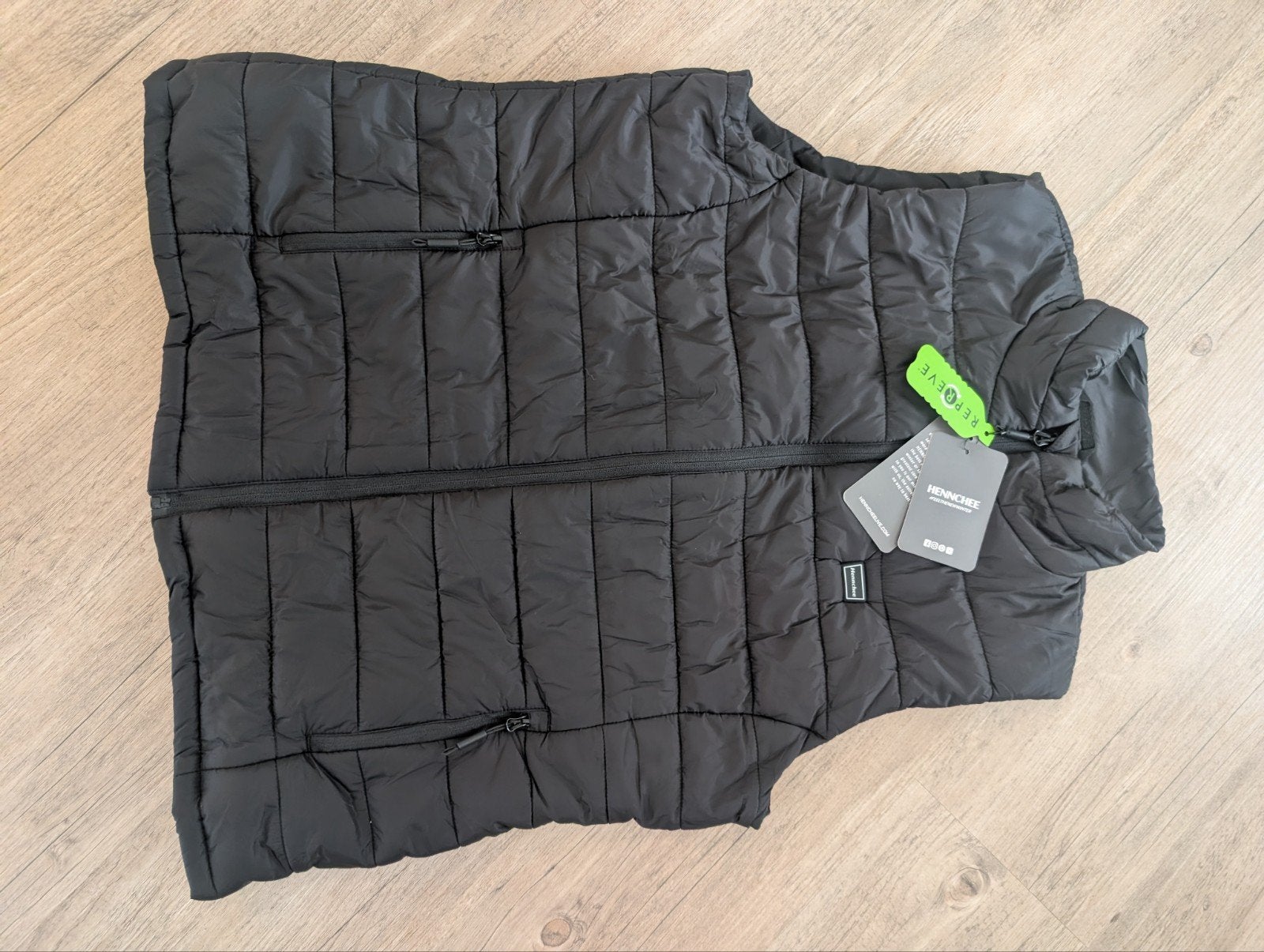 Nieuwe verwarmde bodywarmer, Zwart, Maat 42/44 (L), Ophalen of Verzenden, Nieuw