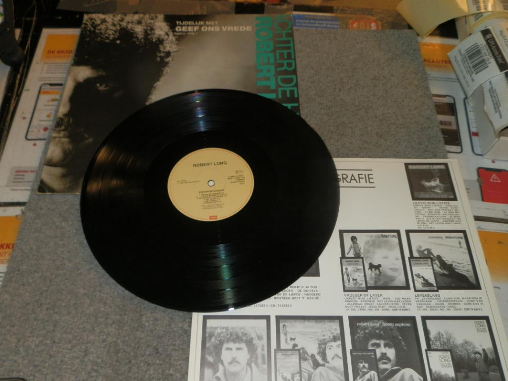 Lp Robert Long achter de horizon 1986, Cd's en Dvd's, Vinyl | Nederlandstalig, Ophalen of Verzenden, Gebruikt, 12 inch, Levenslied of Smartlap