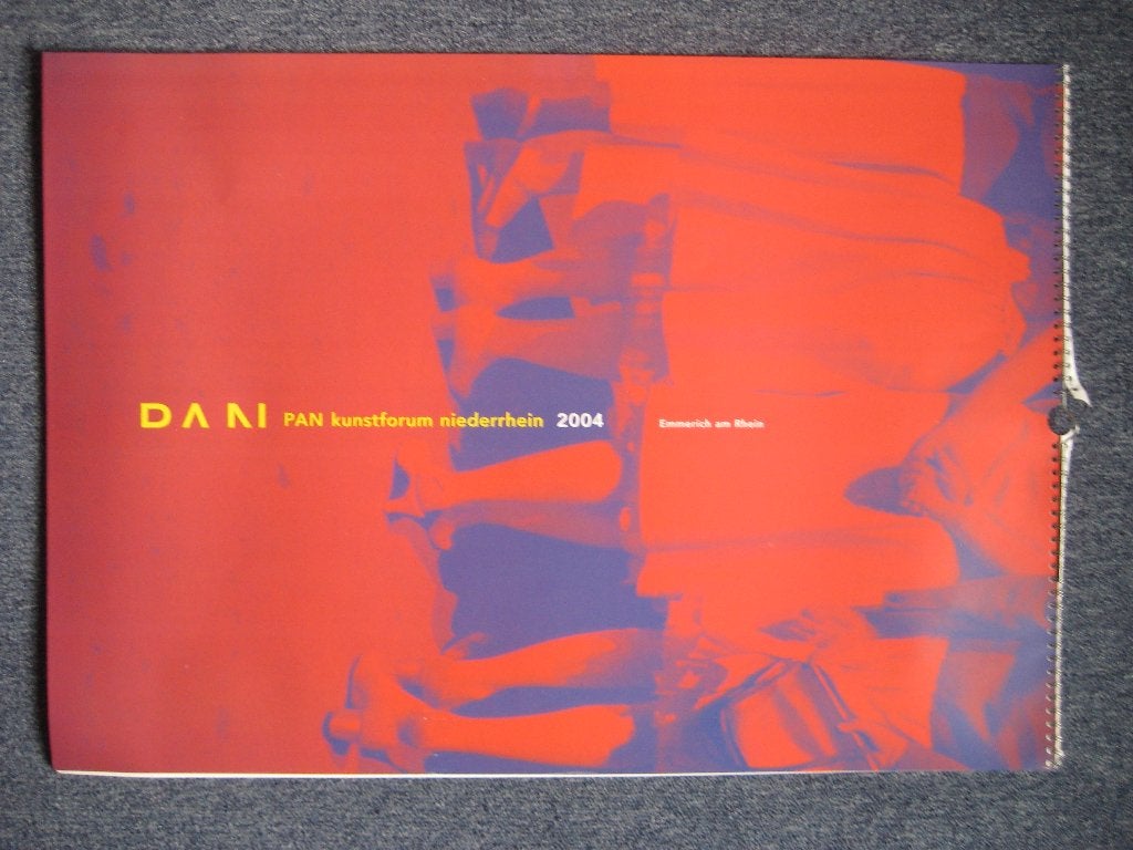 Kalender moderne kunst - 2004, Ophalen of Verzenden, Maandkalender, Zo goed als nieuw