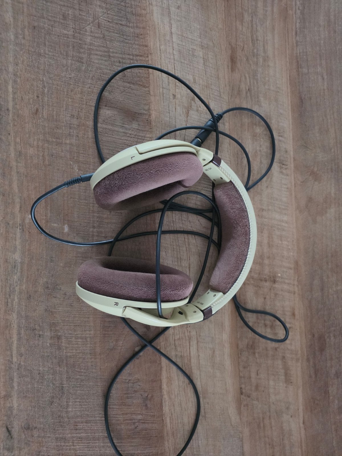 Sennheiser HD 598, Audio, Tv en Foto, Koptelefoons, Beige, Sennheiser, Ophalen of Verzenden, Zo goed als nieuw