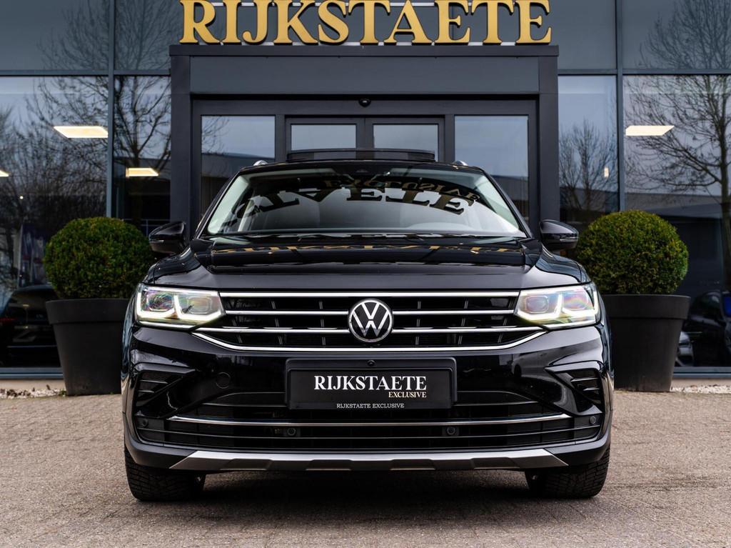 Volkswagen Tiguan 1.4 TSI eHybrid R-Line|PANO|ACC|TREKHAAK, 4 cilinders, Zwart, Hybride Elektrisch/Benzine, 1711 kg