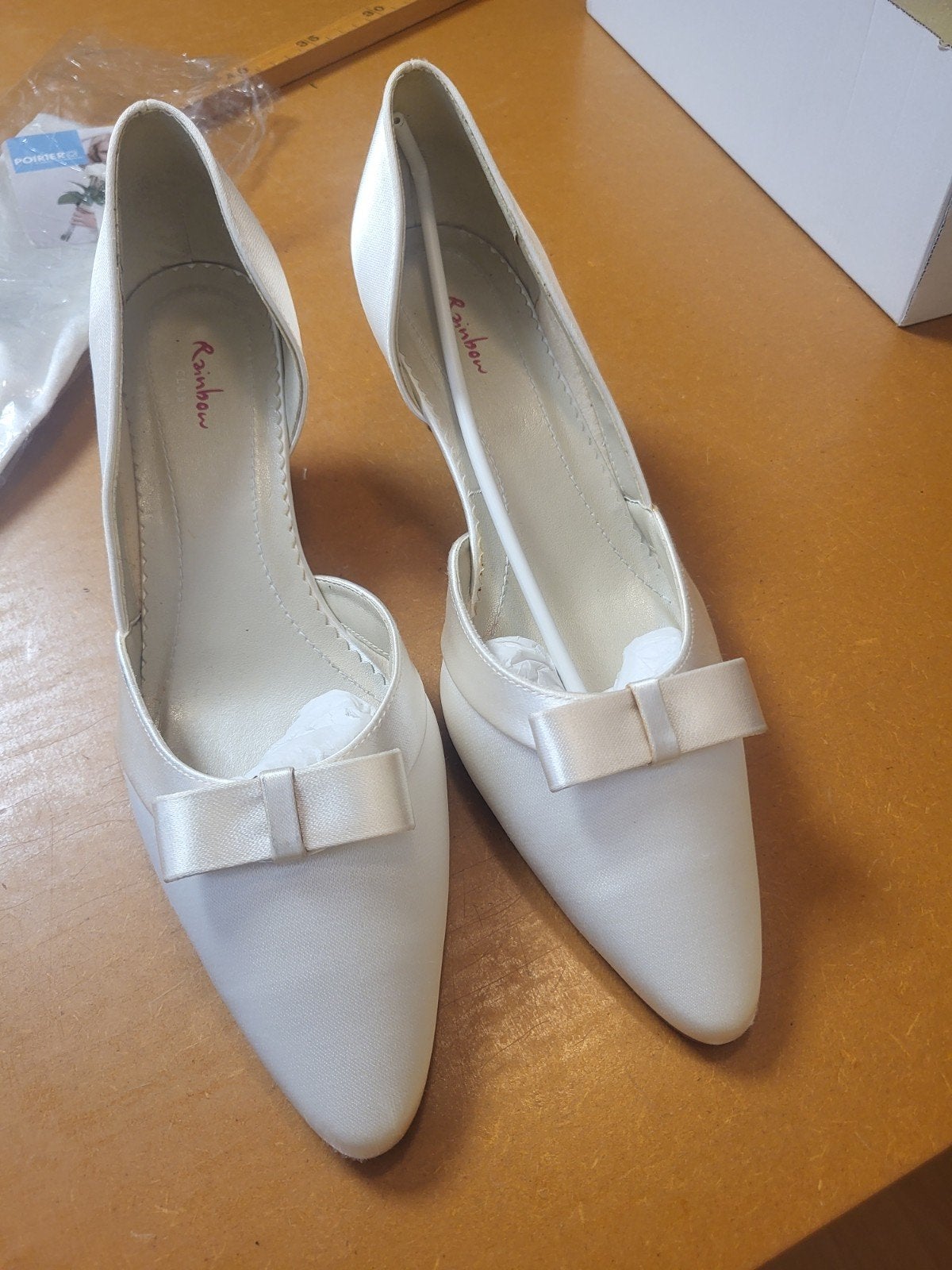 Nieuwe Ecru Satijn Bruidsschoenen Maat 40 - Verfbaar, Ophalen, Rainbow, Pumps, Wit