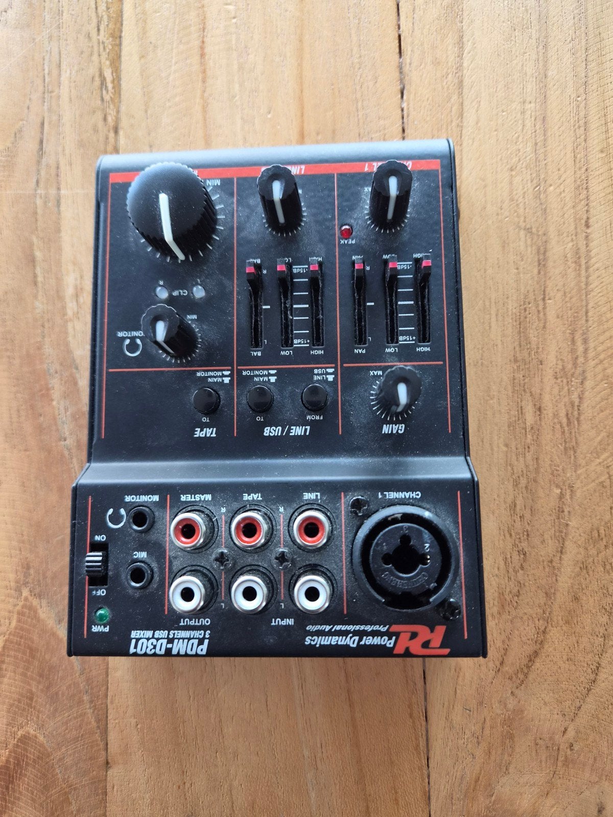 Power Dynamics PDM-D301 3-kanaals USB mixer, Muziek en Instrumenten, Ophalen of Verzenden, Gebruikt, Minder dan 5 kanalen, Microfooningang