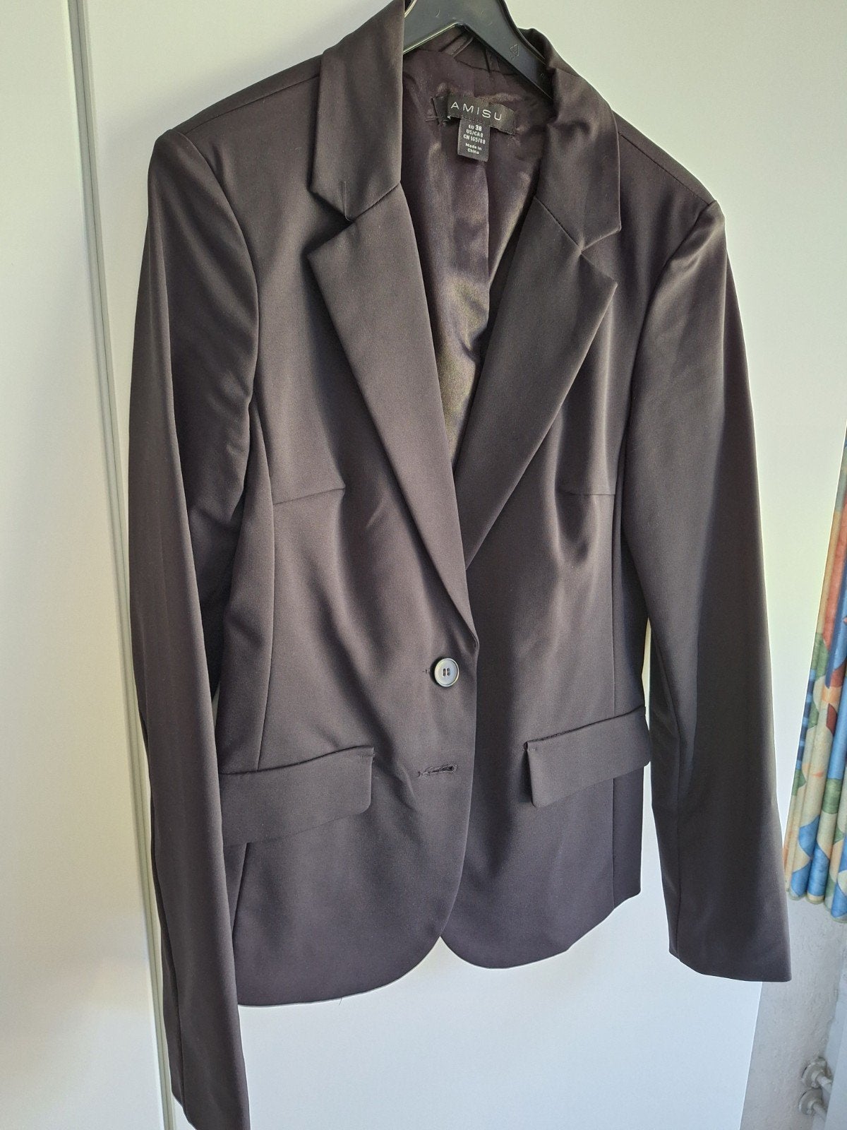 AMISU Zwart Jasje - Maat 38 (M), Kleding | Dames, Maat 38/40 (M), Zwart, Ophalen of Verzenden, Zo goed als nieuw