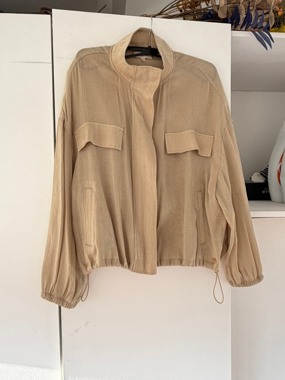 Goudkleurig jasje/blouson van Maicazz maat 38, Ophalen of Verzenden, Zo goed als nieuw, Maat 38/40 (M), Goud