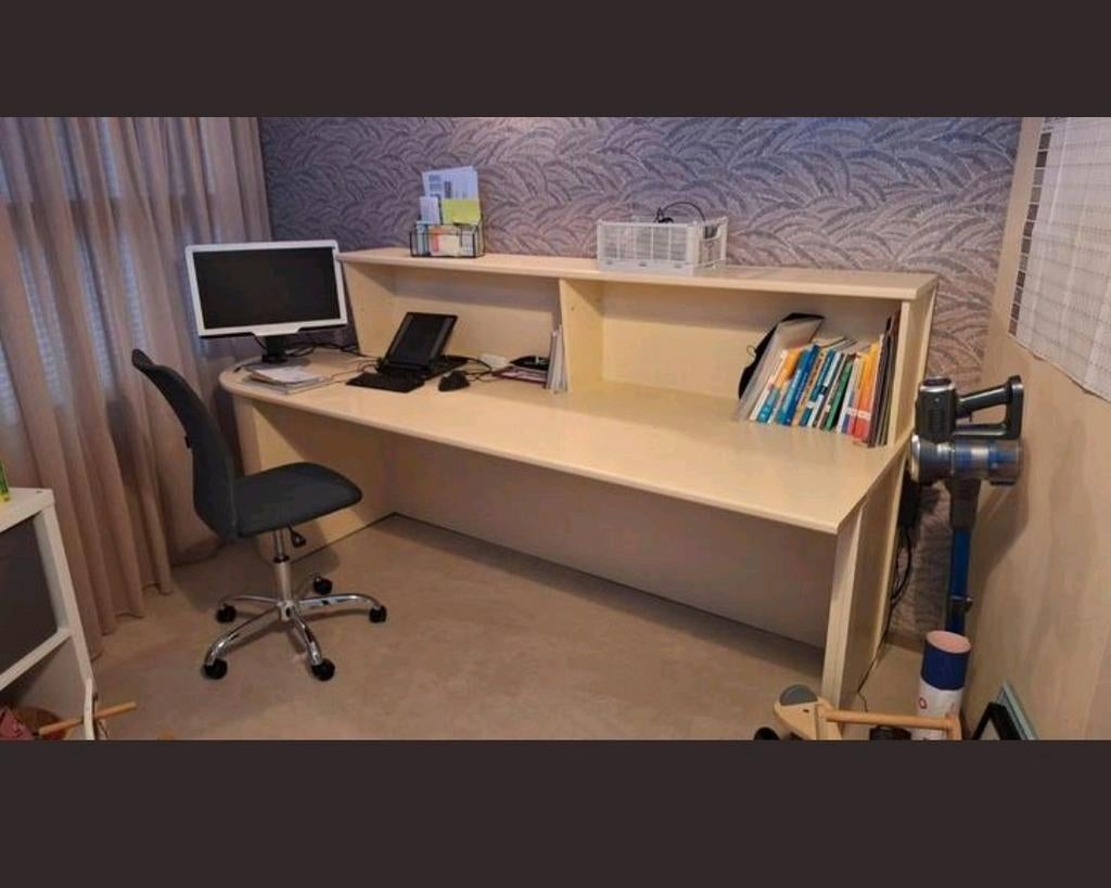 Bureau, Ophalen of Verzenden