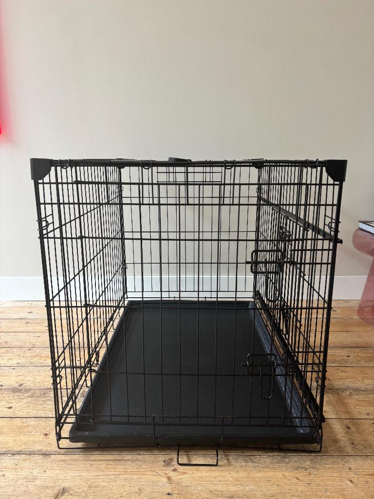 Bench middelgroot tot groot met 2 openingen 91 x 61 x 69 cm, Dieren en Toebehoren, Ophalen, Gebruikt