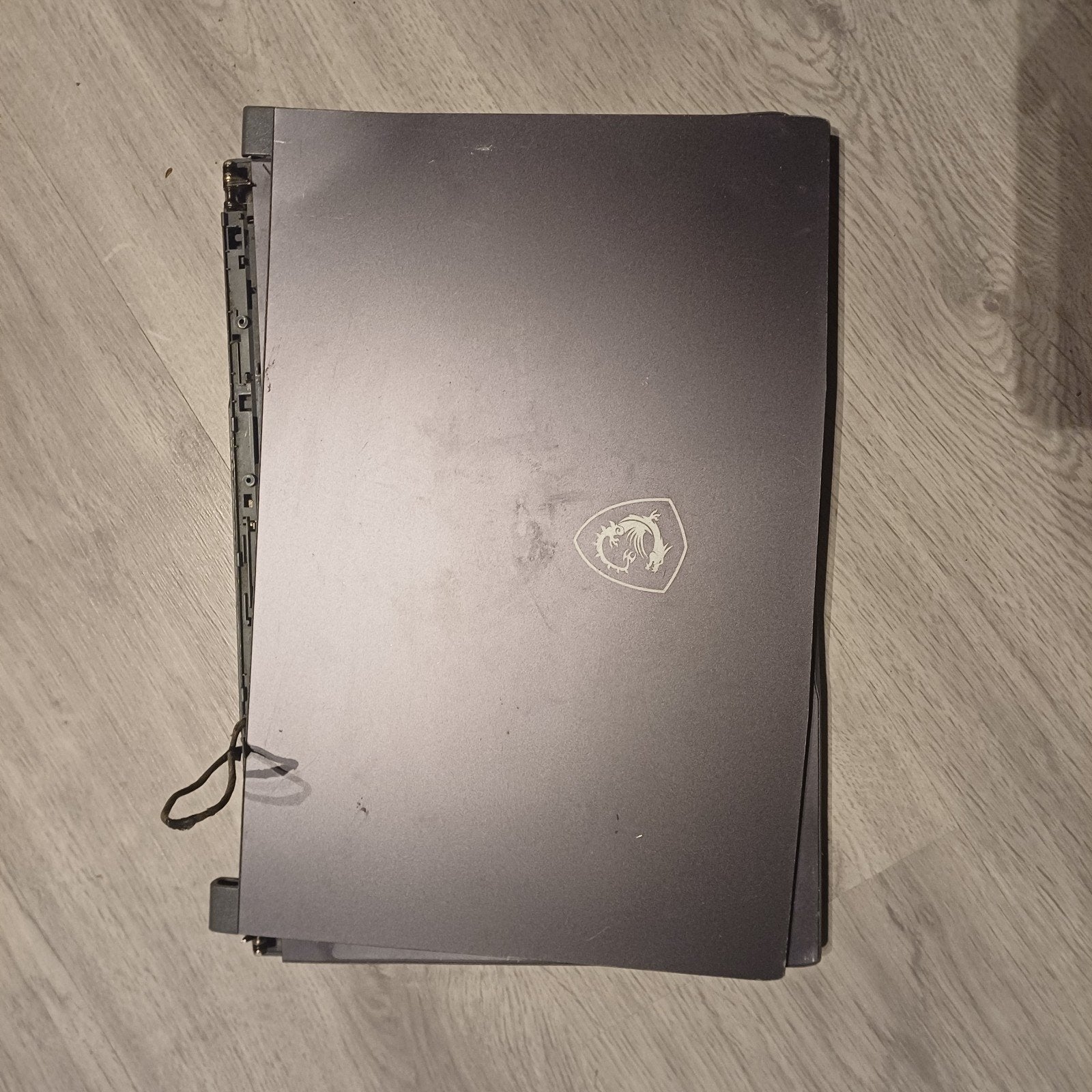 Defecte MSI Thin 15 laptop - niet verzendbaar, Computers en Software, Windows Laptops, Niet werkend, 15 inch, Met videokaart, Ophalen