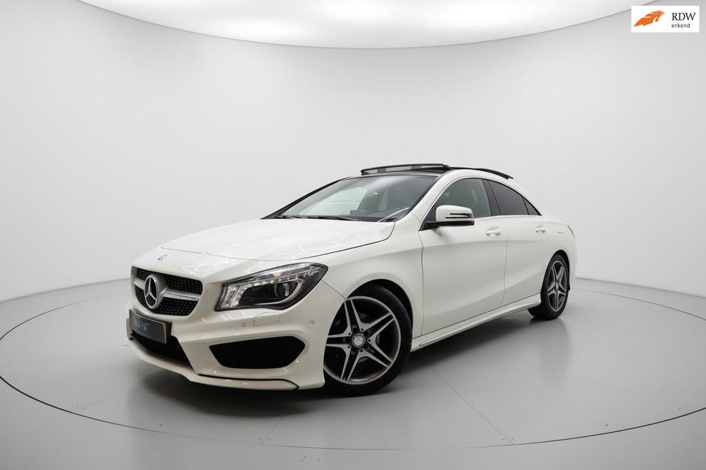 Mercedes-Benz CLA-klasse 200 AMG NIGHT PANO SFEER CAMERA, Auto's, Mercedes-Benz, Bedrijf, Te koop, CLA, ABS, Achteruitrijcamera