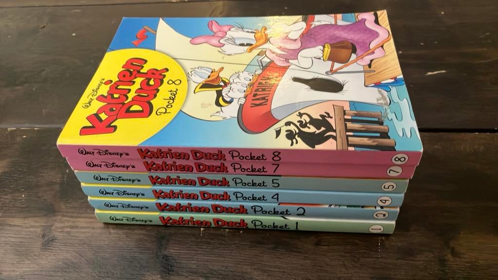 Donald Duck pockets Katrien Duck 6 delen, Boeken, Meerdere stripboeken, Ophalen of Verzenden, Zo goed als nieuw