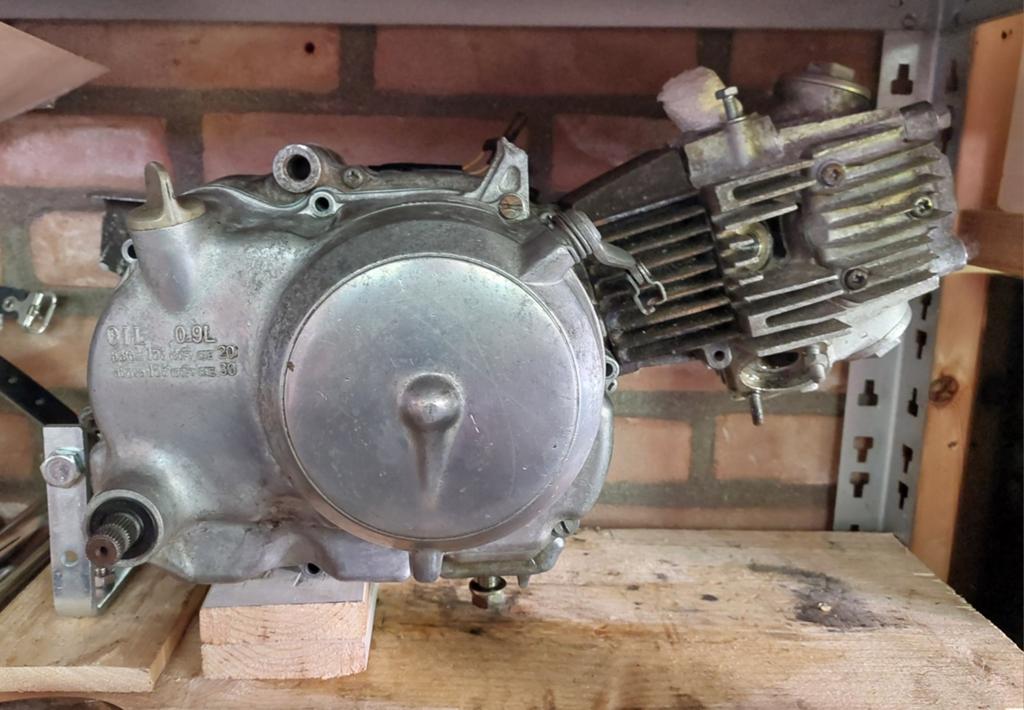 GEZOCHT HONDA blokje en onderdelen CD90, Motoren, Ophalen of Verzenden