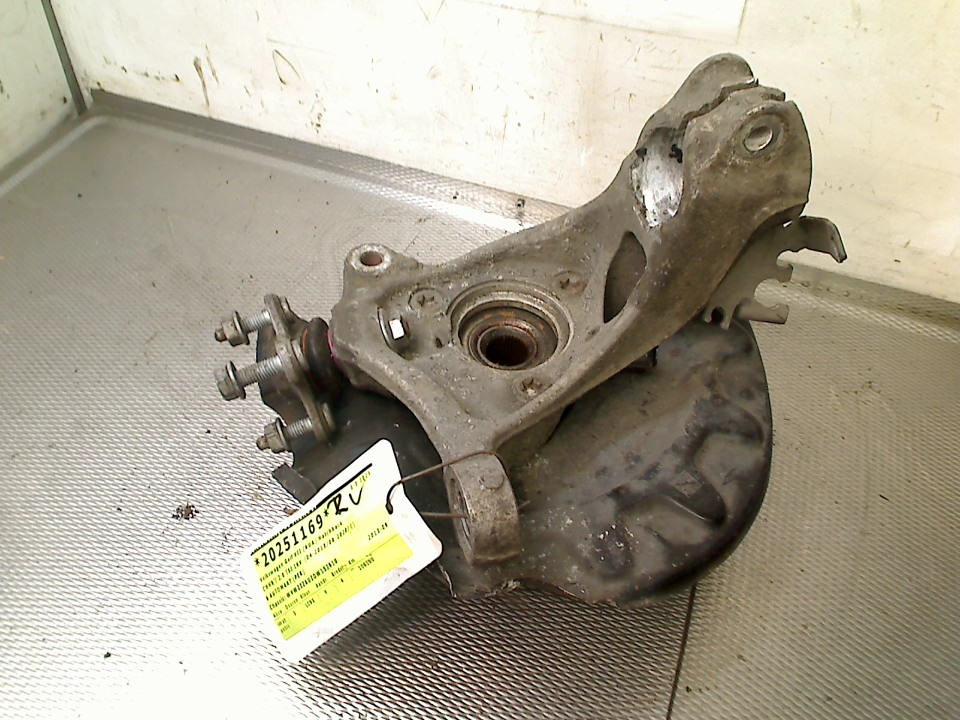 Fusee Rechts Voor Volkswagen Golf VII (AUA) 2013, Gebruikt, Volkswagen, Volkswagen AG, Kundenbetreuung@volkswagen.de